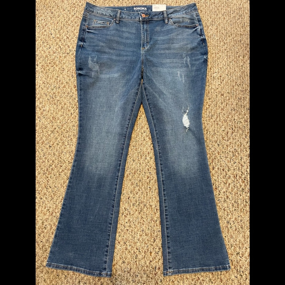 •Sonoma Mid rise Bootcut Jeans